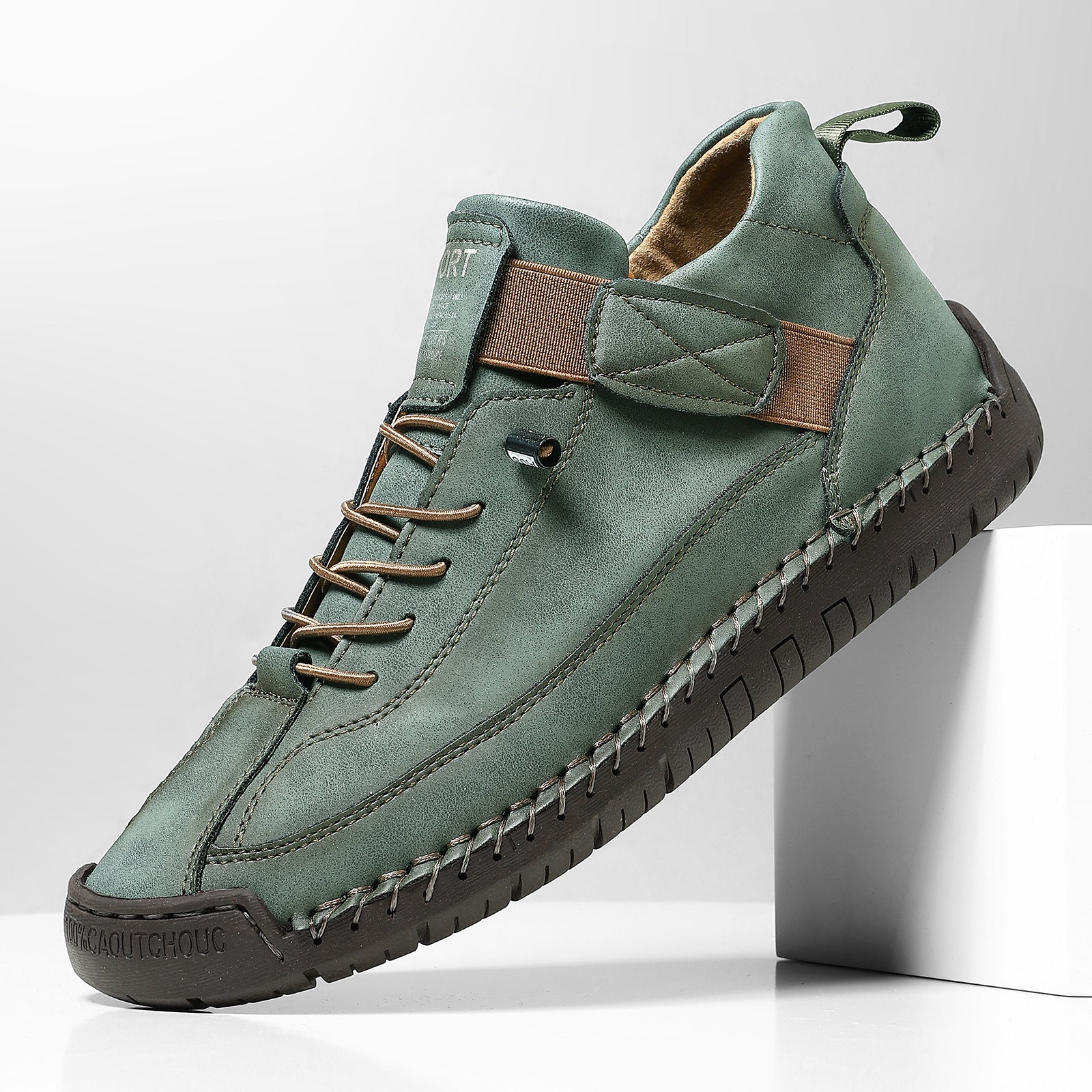 Flat-Soled Casual Hand-Stitched Mens Shoes