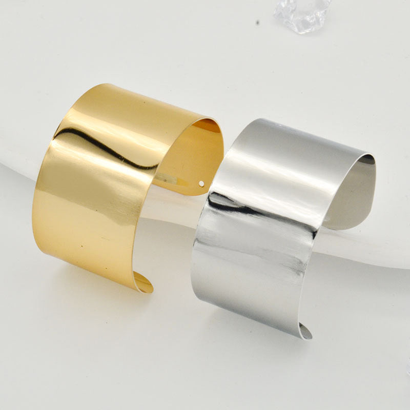 Simple Semi-Circular Hollow C-Shape Bangle