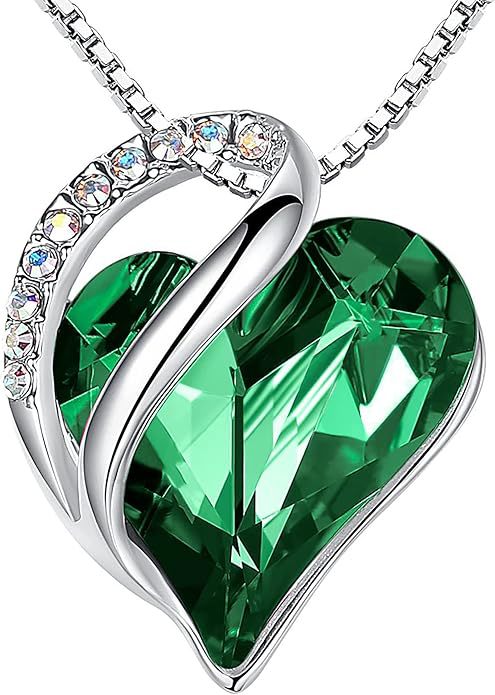 Geometric heart jewel