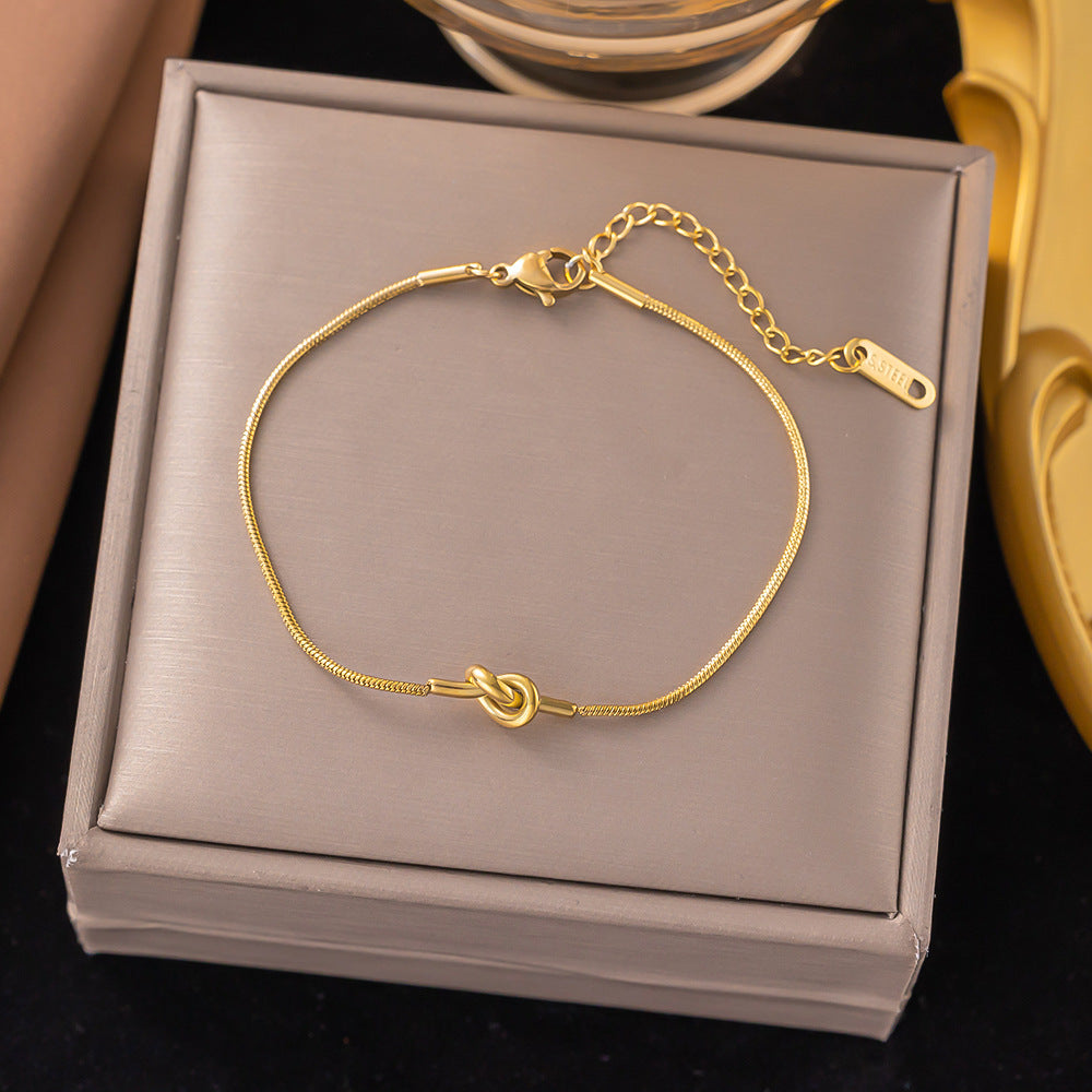 Style Titanium Steel Bracelet For Women, Versatile.