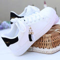 Lightweight casual shoes