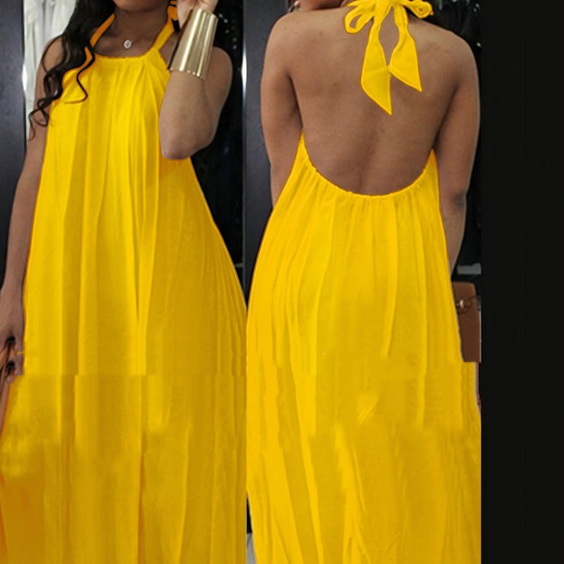 Short-sleeved dress suitable for evening parties